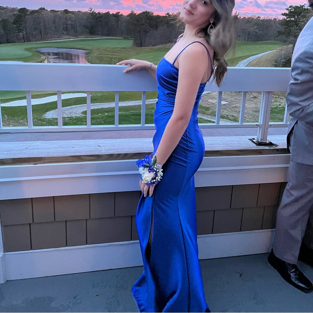 Elegant Royal Blue Satin Formal/Prom Dress – Fitted, Ruched, High Slit